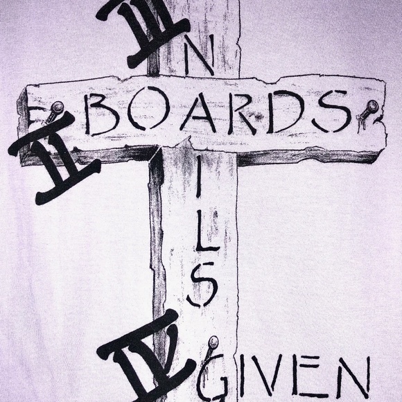 Three Nails T-Shirt, Religious Shirt, Faith Clothing, Trendy Shirt - Purple - Picture 4 of 4